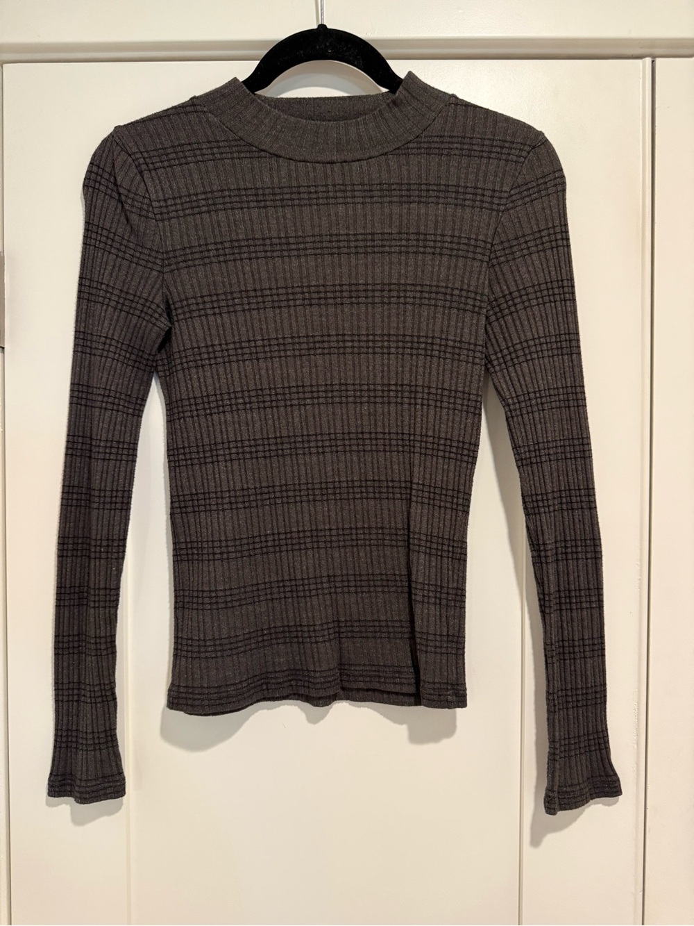Vince Women’s Gray Plaid Ribbed Long-Sleeve Sweater Size Small